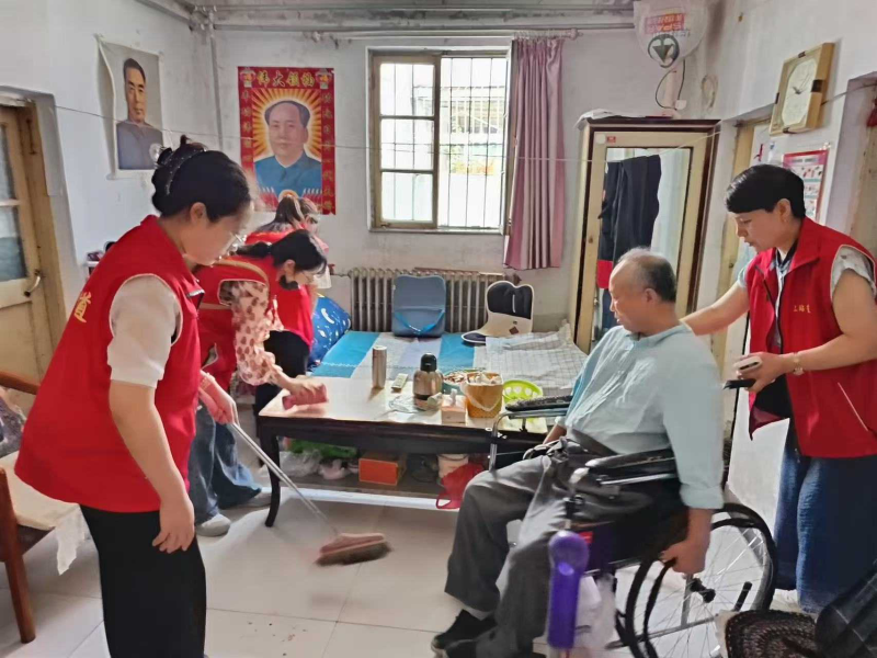党旗引领“志愿红” 入户走访“暖”民心 ——市农业农村局开展进社区入户走访志愿服务活动
