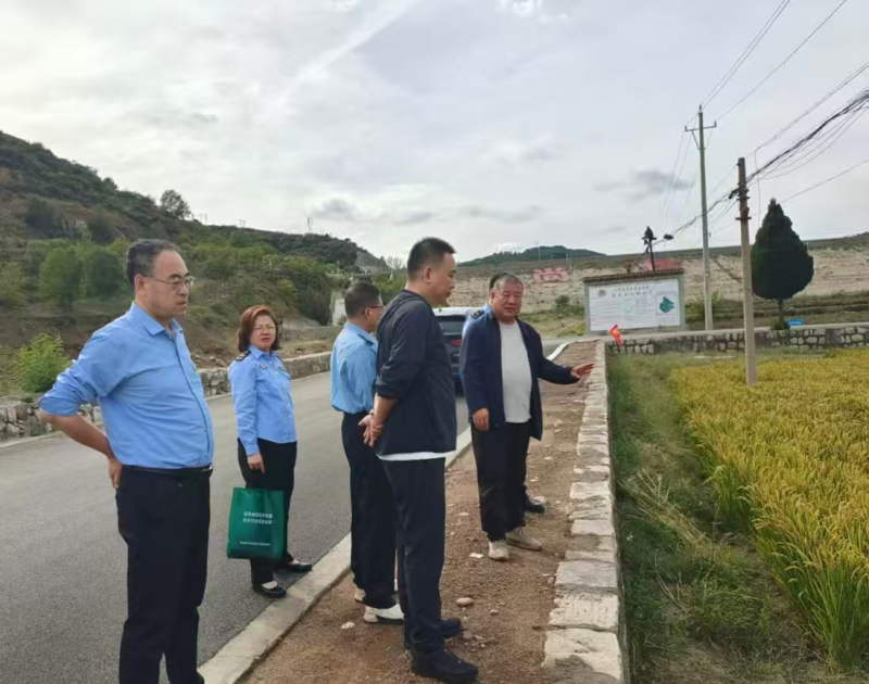 市农业监管执法党支部开展 “党建红护农安 执法蓝助丰收”主题党日活动