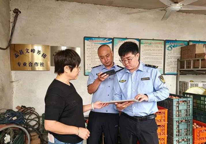 筑牢畜禽产品安全防线  守护“双节”舌尖安全——市农业执法队开展节前联合执法检查